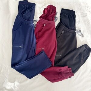 3 pairs of Figs Maternity scrub pants Jogger size x-small